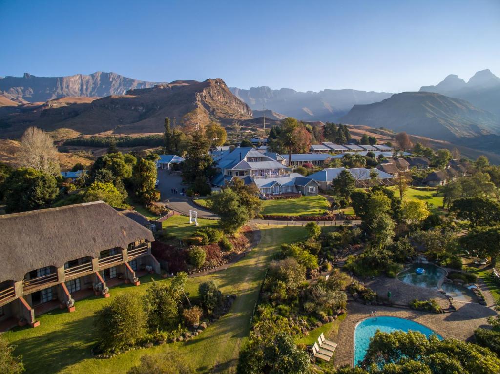 Cathedral Peak Hotel